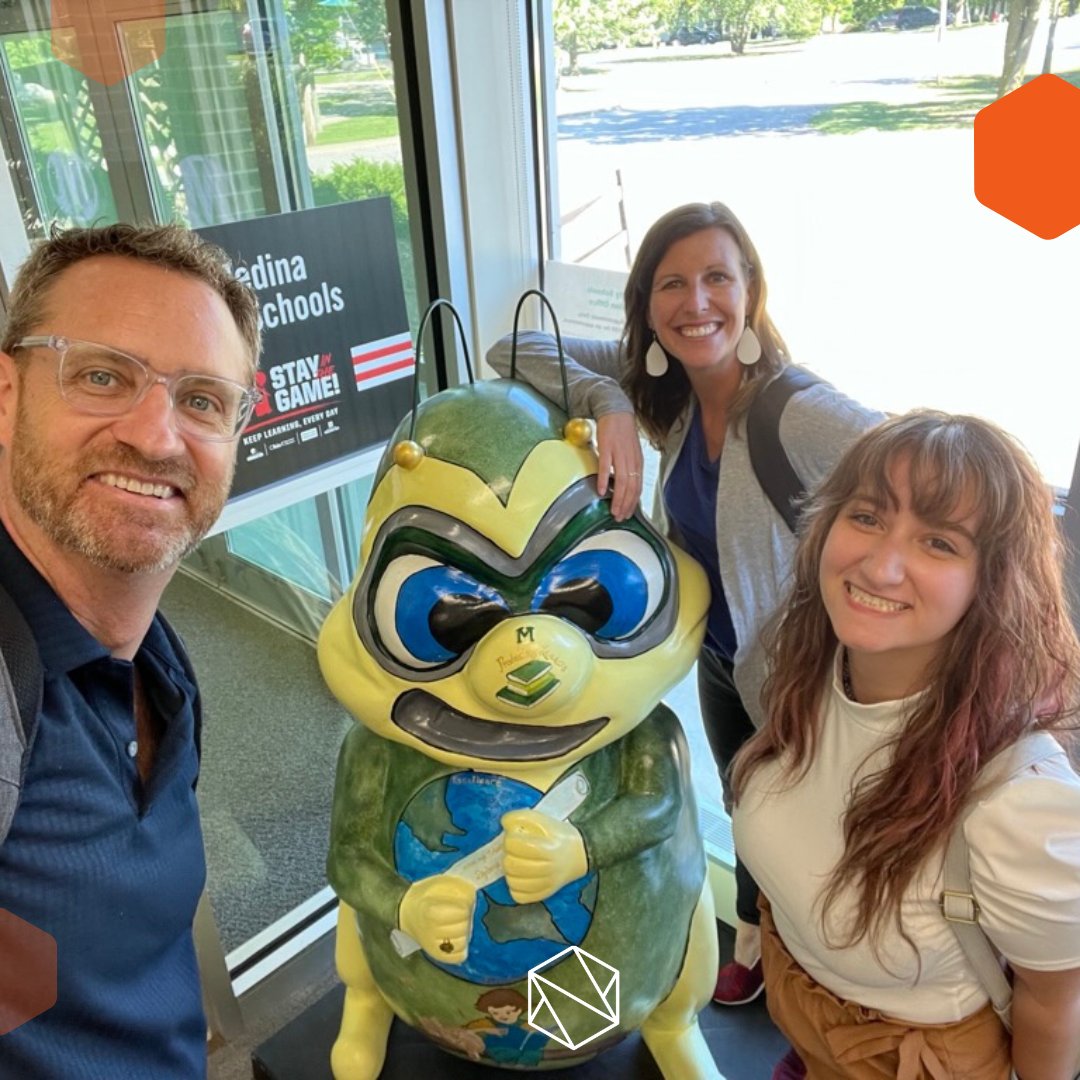 letsimmix's tweet photo. We LOVED getting to meet with Medina City Schools to see how we might be able to collaborate and do good together for the community of Medina! 

#letsimmix #letsdogoodtogether #marketing https://t.co/XgnoW3n6qs