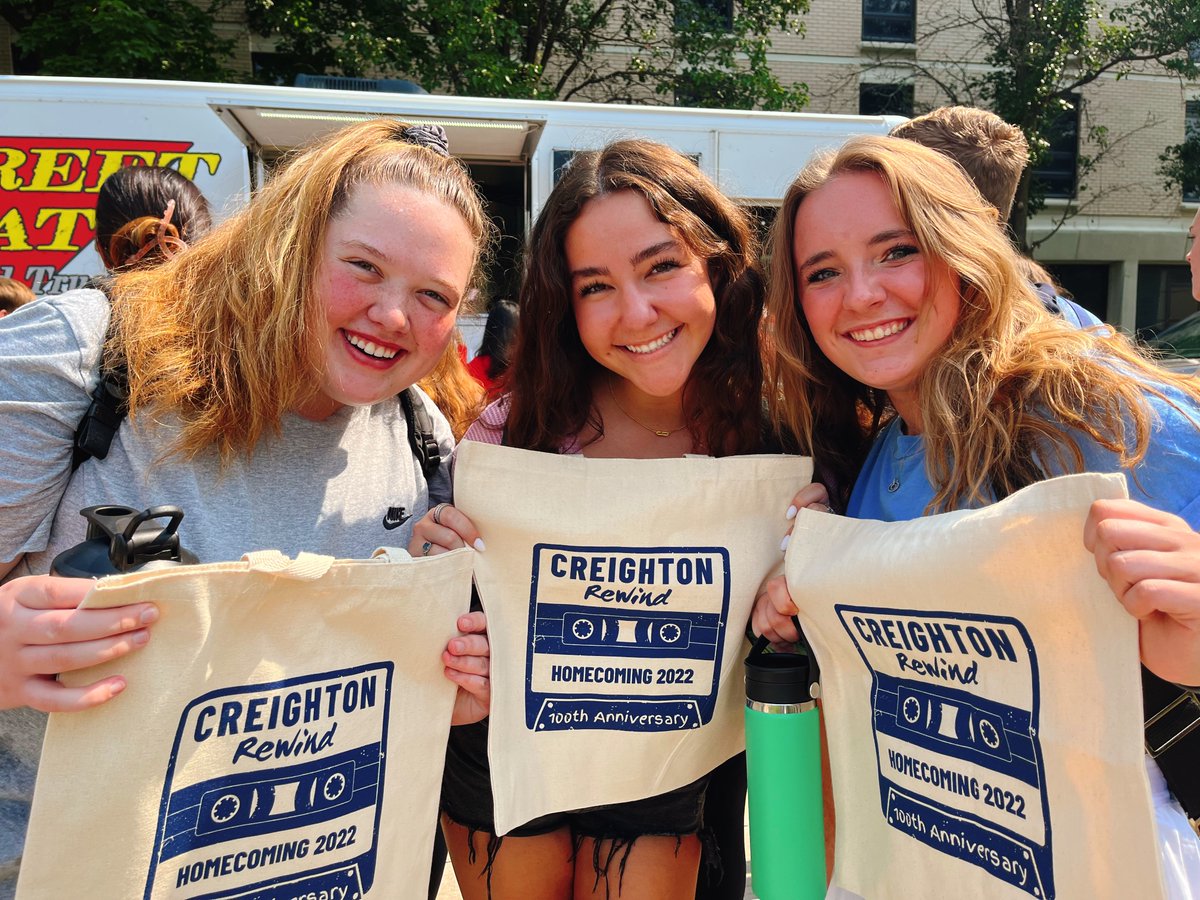 BluejayLife tweet media