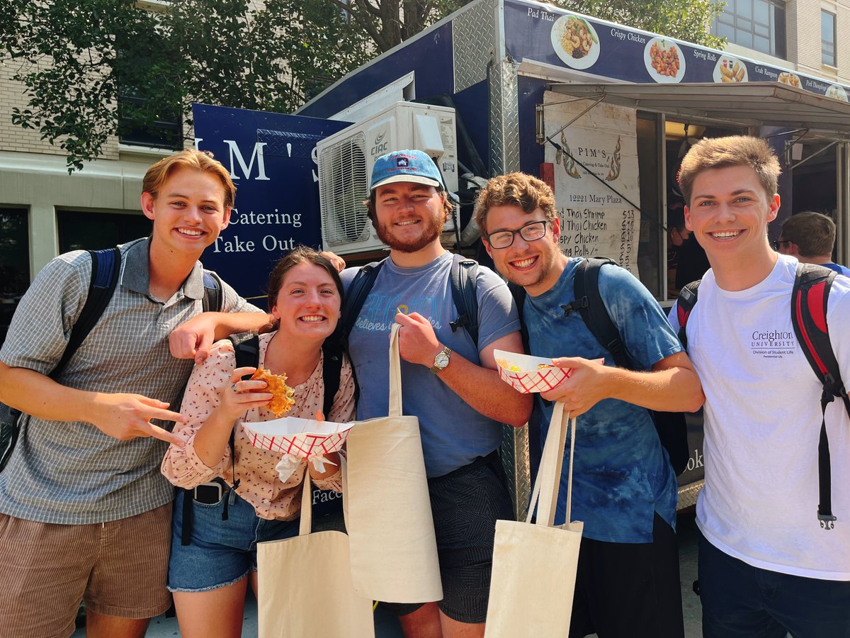 BluejayLife tweet media