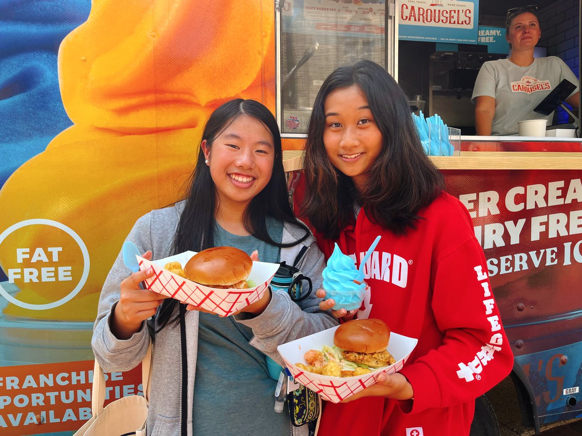 BluejayLife tweet media