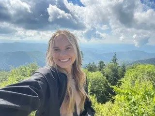 TalentSourceStf's tweet photo. Join us in welcoming Dakota to our team! Dakota grew up in South Bend and graduated from Ball State University a few years ago. We are super excited to have her on the team! https://t.co/CAdNBwpyiW