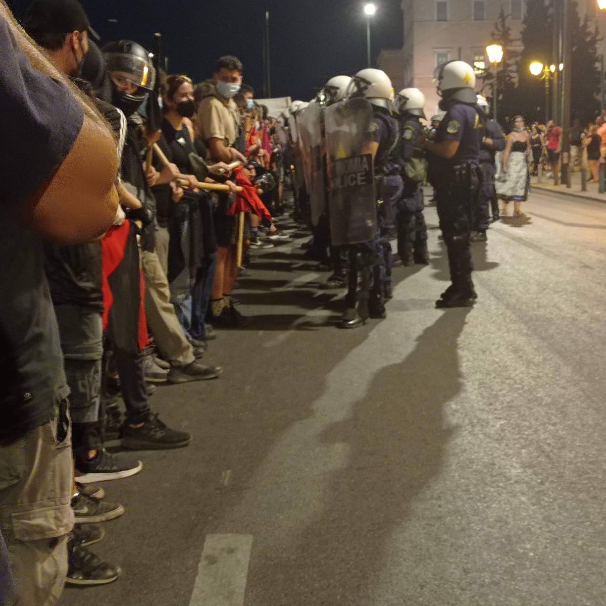 το κράτος τους αγωνιστές αποκαλεί αλήτες, ΑΛΗΤΕΣ είναι τα ΜΑΤ κ οι ασφαλιτες #antireport #ΕΚΠΑ