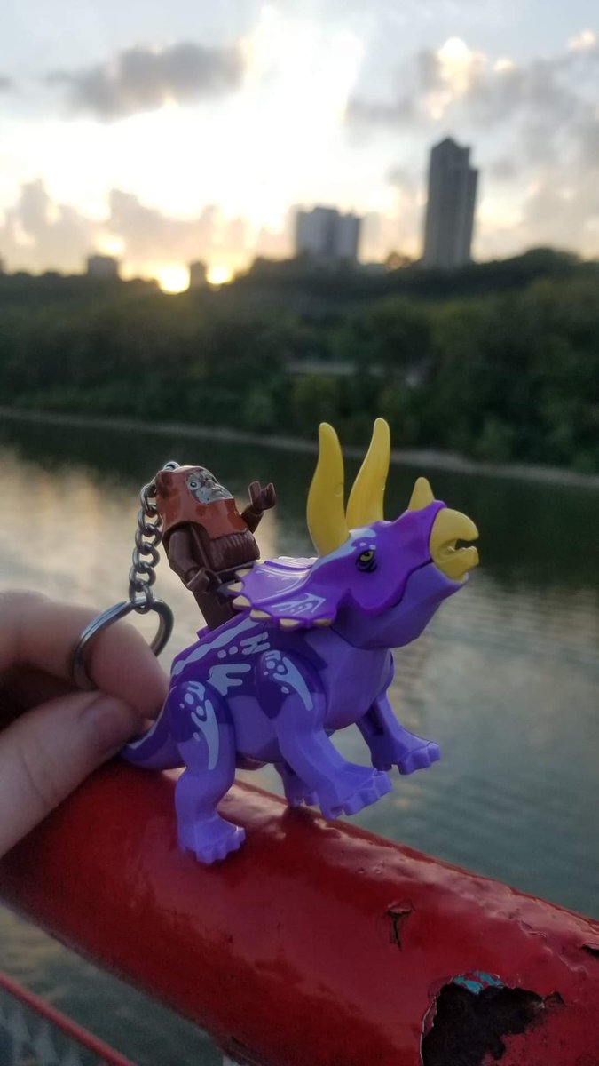 GingerCandE's tweet photo. Took my dino on a river cruise! #LostLands2022 https://t.co/SAAPMOf4rS