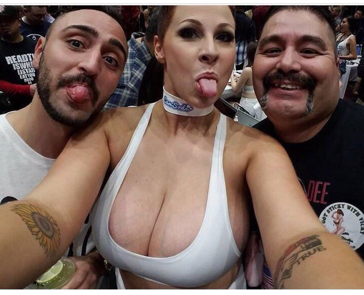 lorenzoliberat's tweet photo. @therealgianna Sunshineee you are Always the Best 🤩🌞🌻😍 https://t.co/kI71G1DOvn