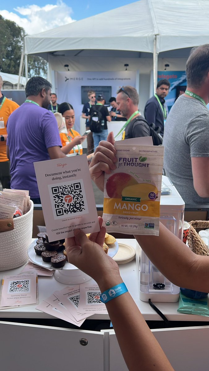 Tango_HQ's tweet photo. 500 dried mango snacks handed out so far for all our new friends @SaaStrAnnual !
Fun to collab with #FruitForThought best mangos in the game!
#TangoMango https://t.co/rIdmKEA9SM