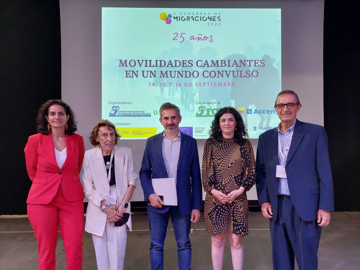 SEstadoMigr's tweet photo. La SEM ha inaugurado el X Congreso de Migraciones. @isabelcastrofer ha destacado la importancia del conocimiento actualizado y riguroso de las migraciones, atendiendo a las características estructurales y coyunturales de un mundo en constante transformación https://t.co/8Op16aUVIr
