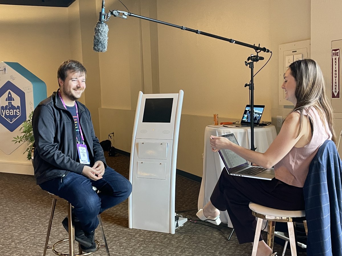 Getting pumped! Here's a behind the scenes sneak peek of <a href="/lg/">Larry Gadea</a> and <a href="/SianSimpson/">Siân Simpson</a> before he hits the stage at <a href="/saastr/">SaaStr.ai</a> 🎤