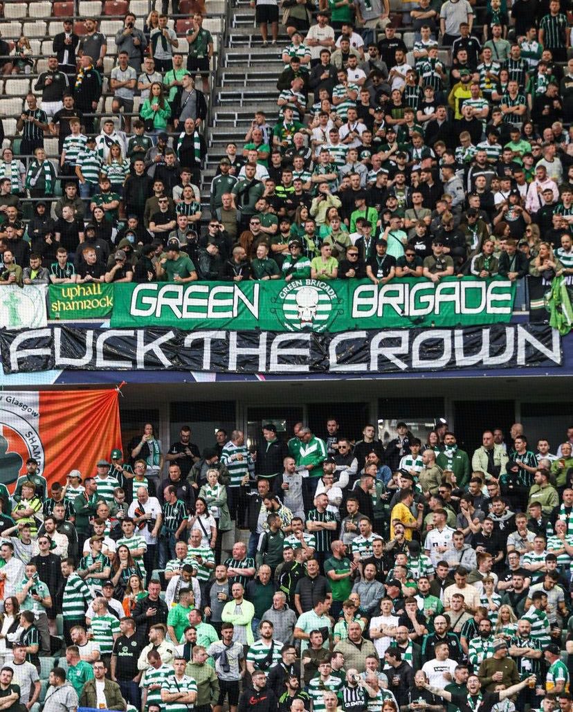 mxmovement's tweet photo. Celtic ‘#GreenBrigade’ raise a banner saying: “fuck the crown”.
 #IrishTwitter #NotMyKing #UnrepentantFenian #ShinnFein https://t.co/Evcws1xJ4u