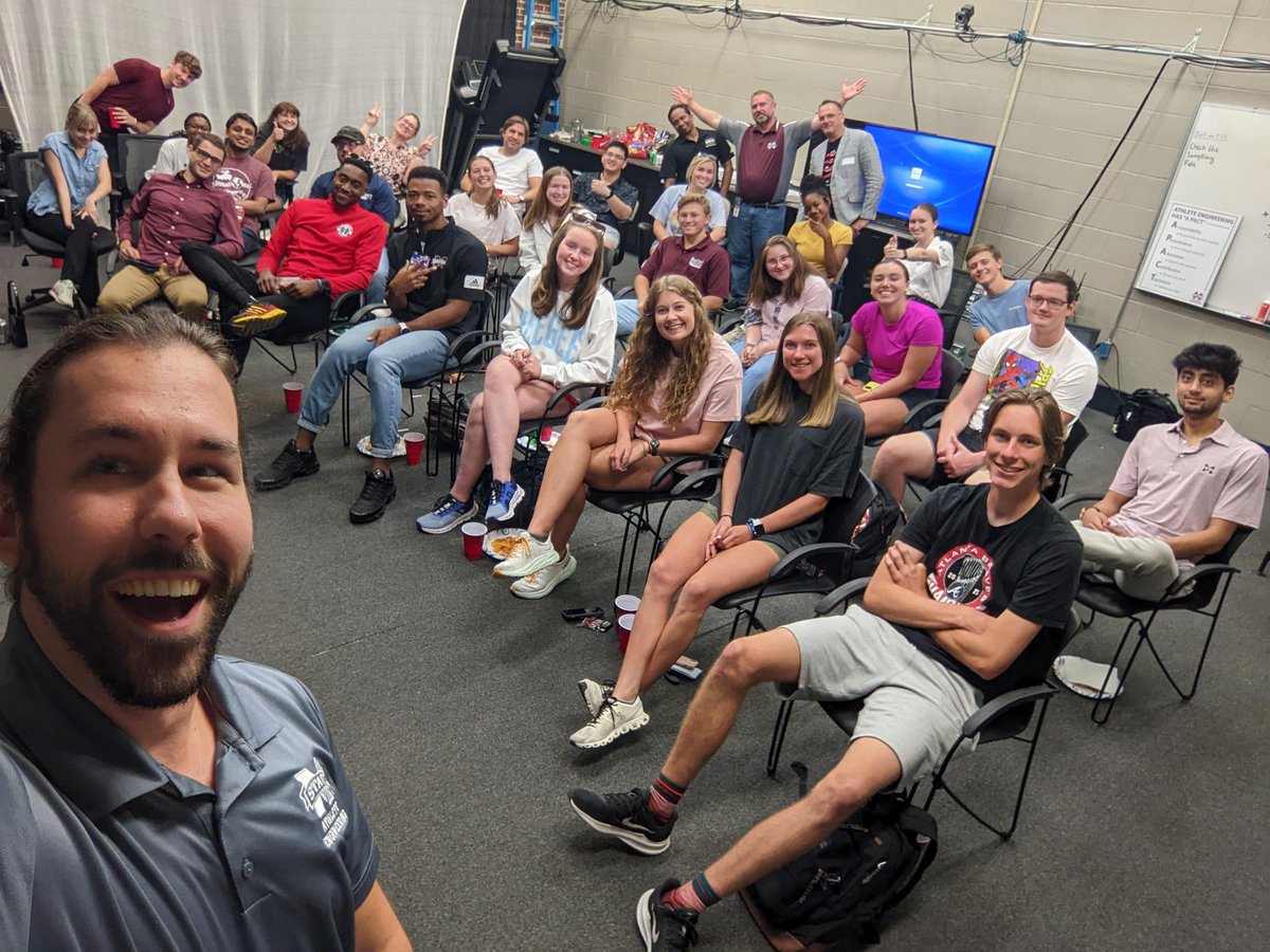 msu_aei's tweet photo. Our team gathered for a kick-off meeting to start the year off strong! It was great to see new and old faces getting acquainted with each other. We are gearing up to work on some BIG projects this upcoming year that you do not want to miss! #AthleteEngineering https://t.co/xYSKEiHgDt