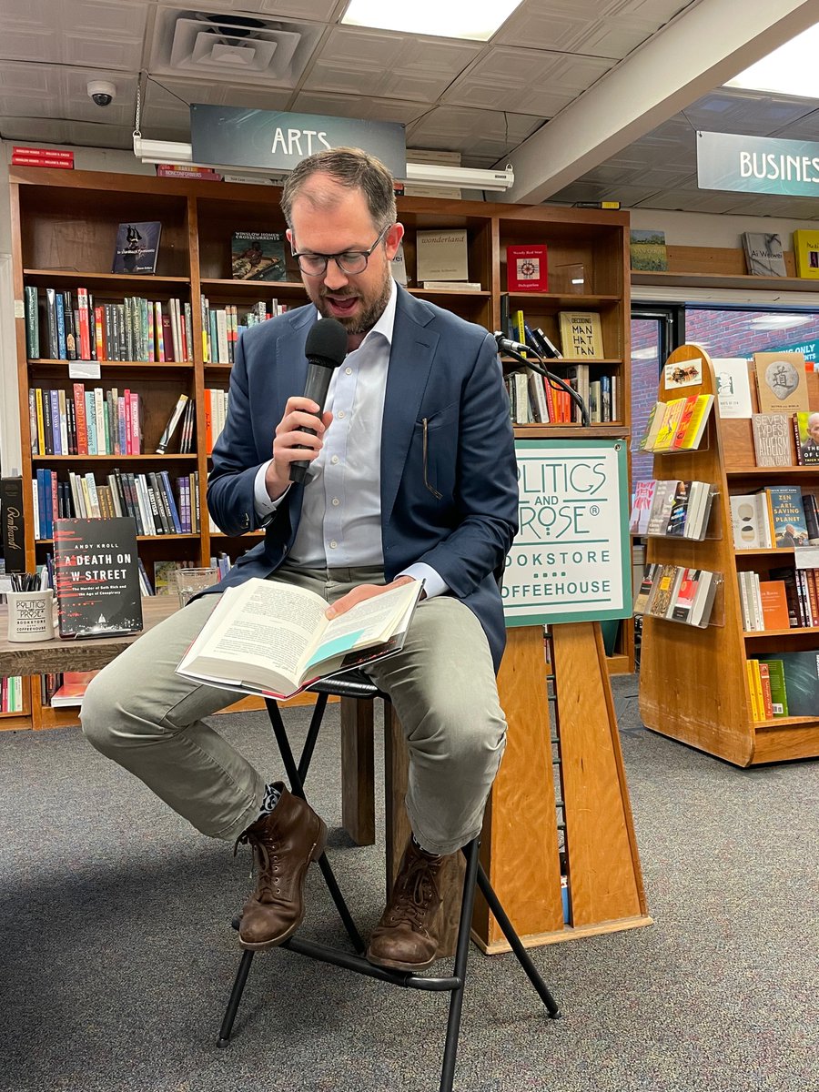 Andy Kroll tweet media