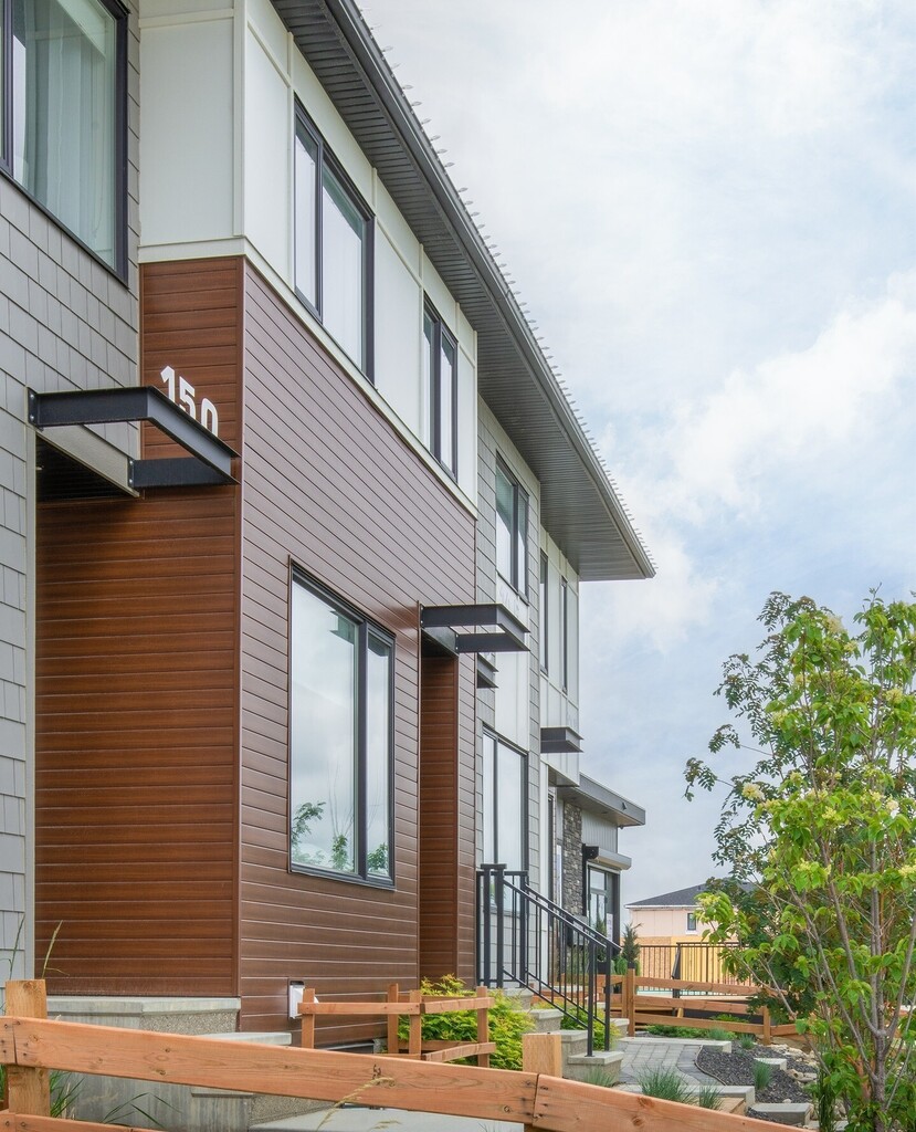 Journey is a 17-building fee-simple rowhouse development designed for Partners Development Group. This one-hectare development sits on the east edge of Calgary in the new community of Homestead. ⁠
These homes range in size from 1215 to 1300 square fe… instagr.am/p/CifzA0VO0GQ/