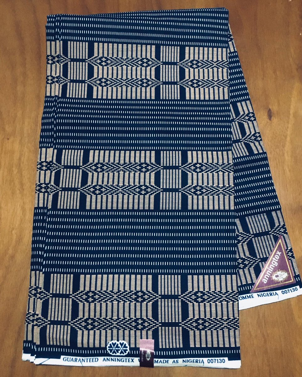 MweeneOlive's tweet photo. New in 🎉R380 fir 5.49m what’s App 0799167658 to buy.  #HeritageDay #africanprint #kente https://t.co/BYlpy9UCfV