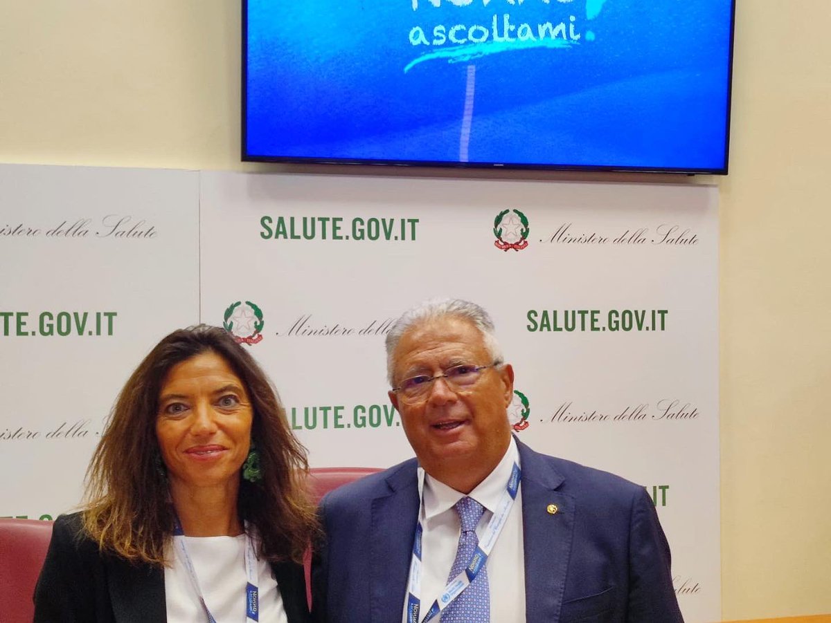 AssoprofSumai's tweet photo. @antonio_magi (#Sumai) alla XIII edizione di “#Nonno ascoltami sottolinea l’importanza della #prevenzione, che si effettua investendo su #medici e operatori sanitari del #SSN, funzionale solo come un unicum tra #territorio e #ospedale. https://t.co/Bm0l6L1fiw