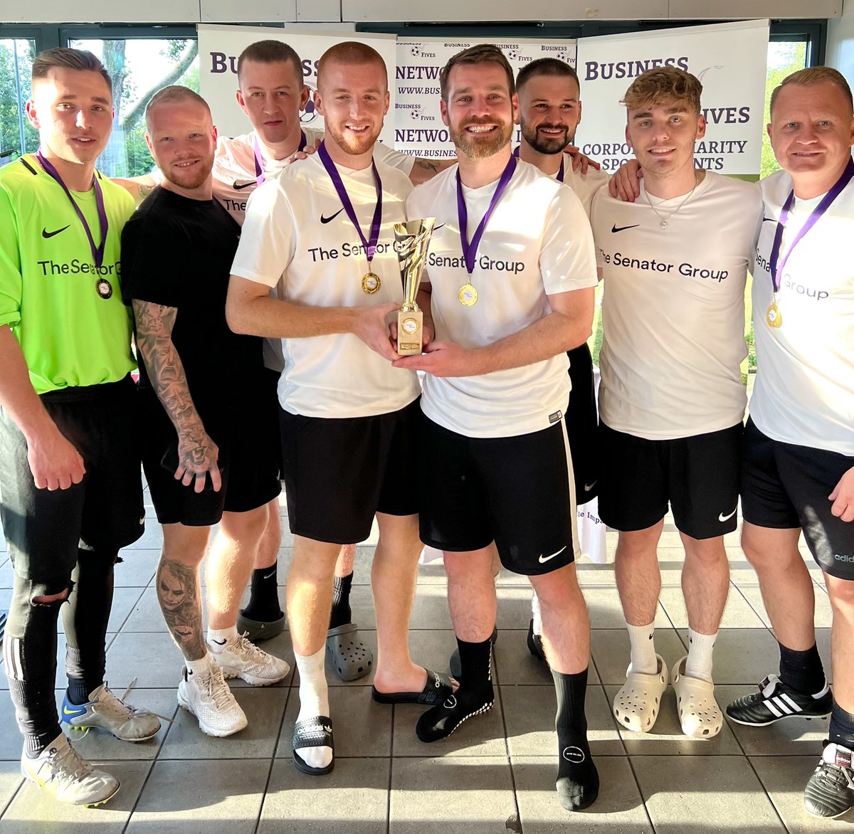 BusinessFives's tweet photo. And a huge congratulations to #SenatorGroup for being crowned our new #Bradford champions! 👑
The team won a £350 donation for @PendlesideHosp 👏🏻
Looking forward to welcoming the team back in #Leeds! ⚽️
#biz5s #footballforgood https://t.co/quTnQexgMo