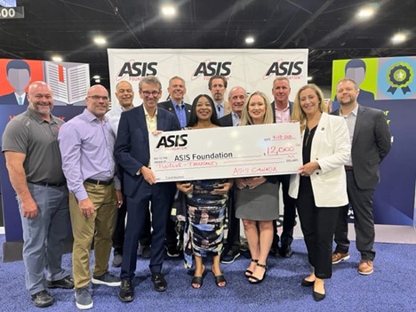 ASIS_Intl's tweet photo. Thank you to @asiscanada for your generous support of the ASIS Foundation! #security #securityprofession #GSX2022 #ASISFoundation https://t.co/6qARR9N0BA