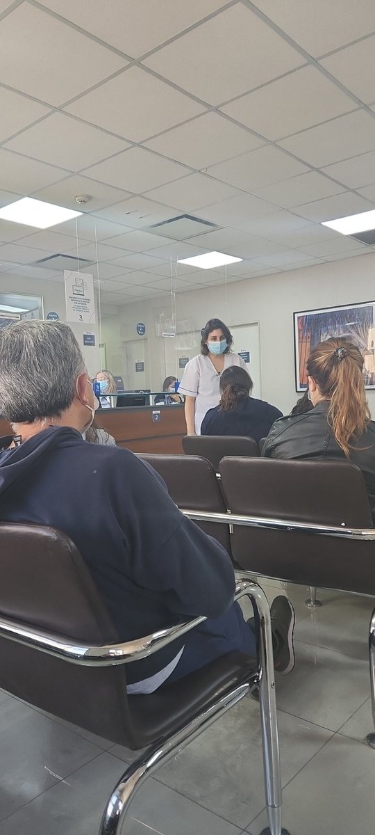 Que mamarracho <a href="/CentroRossi/">Centro Rossi</a> te hacen usar obligatoriamente barbijo? 

En un país como la gente con más opciones ustedes estarían en la quiebra.