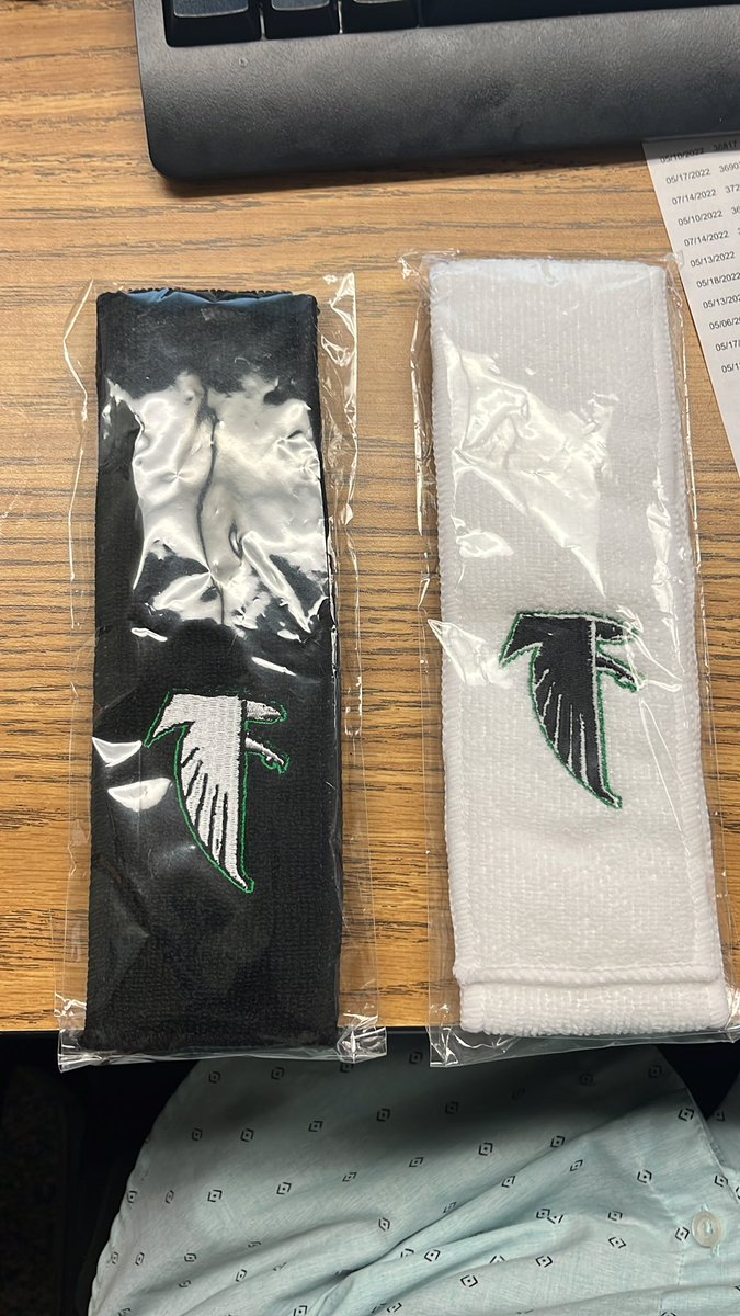 phs_ffl's tweet image. Much Appreciated @CoachTJMcKay #FFL #AlumniGivingBack #WeArePalmdale #DirtMade