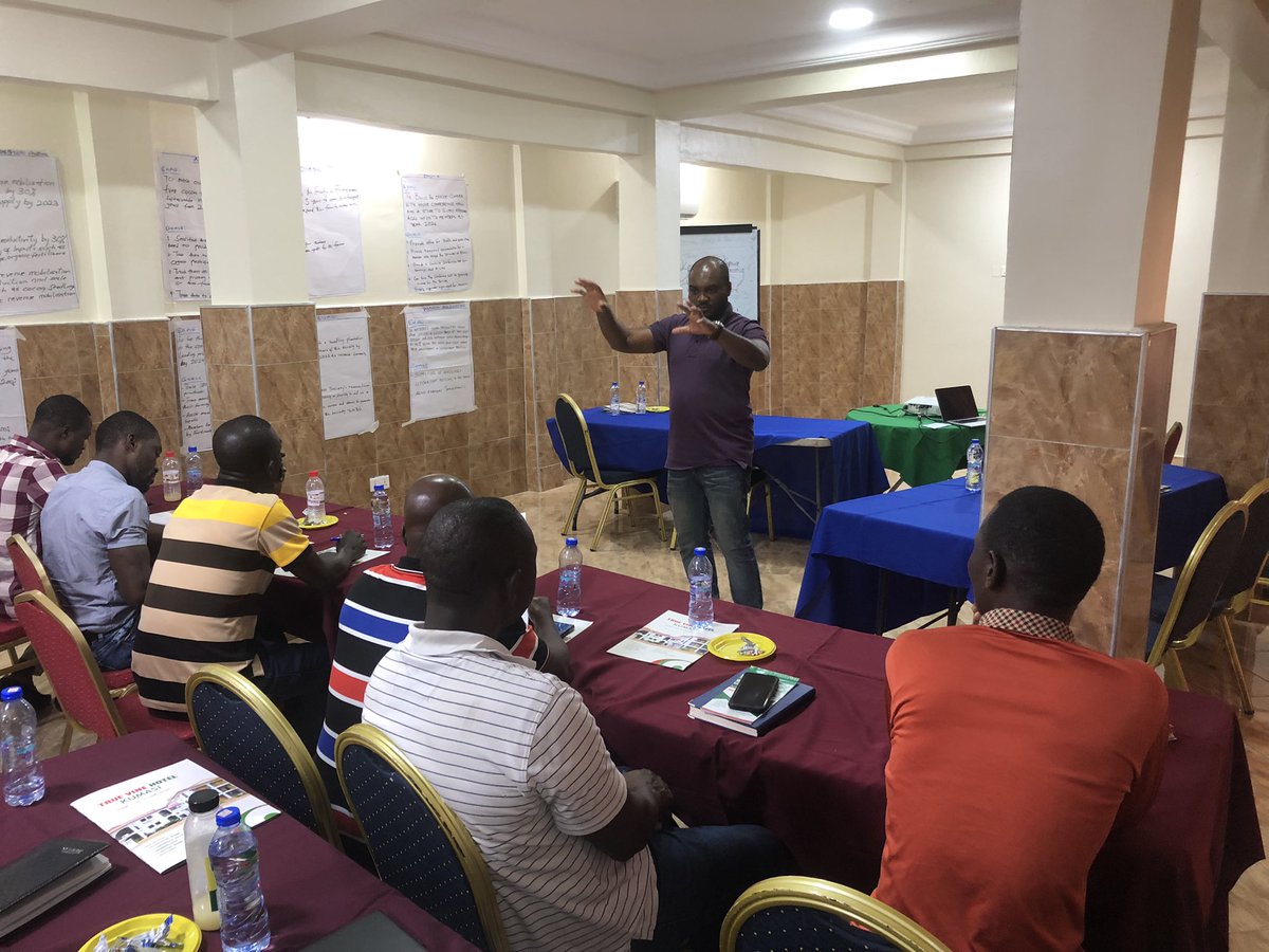 After the <a href="/Agripool_advice/">Agriterra Agripool</a> <a href="/Agriterra/">Agriterra</a> ToT RecordKeeping with <a href="/AgyemangHabiba/">Habiba Agyemang</a> <a href="/JemimaAfariK/">Jemima Afari-Kwarteng</a> and Jonas Laryea today the first day of RK for participants of Kuapa Kooko Farmers Union. Focus on RK Strategy and RK on farm level. A very enthusiastic and active group!!