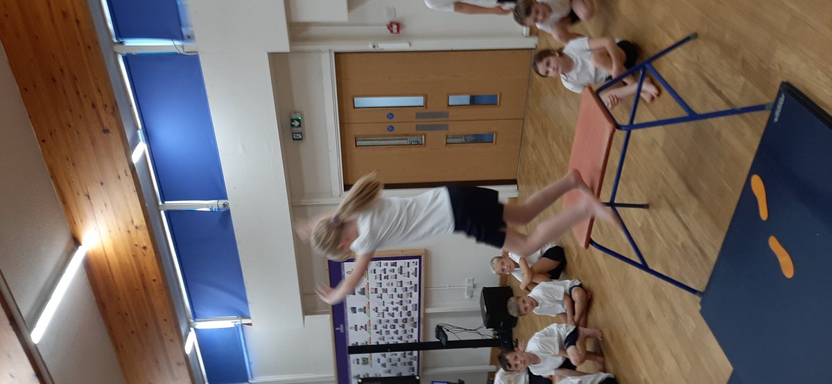 Mr Newton tweet media