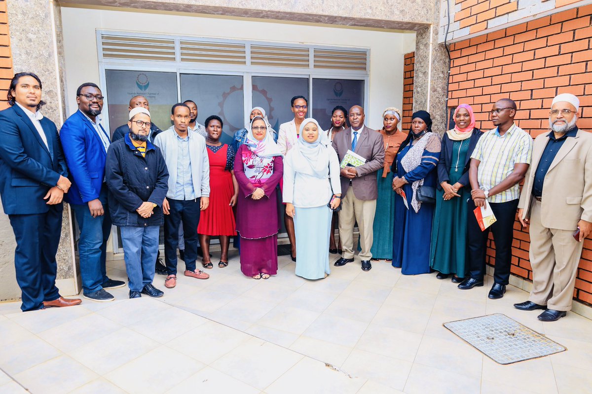 UNCCI_UG's tweet image. @UNCCI_UG  hosted Uganda Halal Bureau (UHB) an entity that provides  professional halal certification services based on Uganda Standards to authenticate halal integrity of products &amp;amp; services jointly with Serunai Commerce Sdn Bhd  a Malaysian digital halal ecosystem entity…