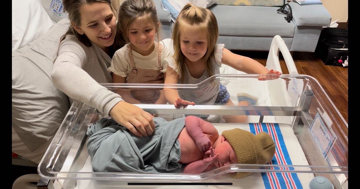 TurboDucks8's tweet photo. Welcome baby boy Hayes Ian to the Denham family. So thankful for his safe arrival https://t.co/LYoPINt6Ll