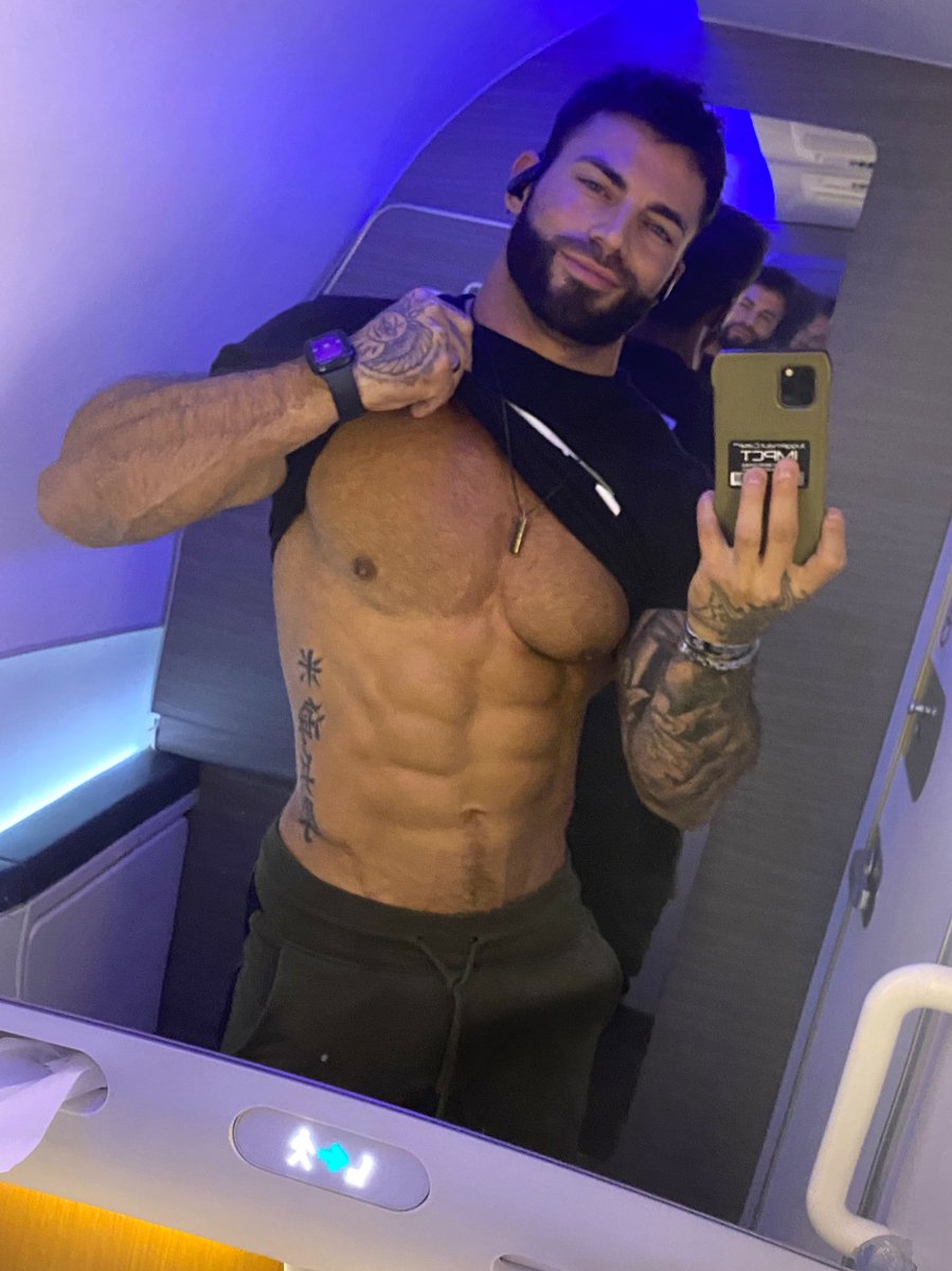 Peter And Kneipp on Twitter: "RT @nick_bayne9: Got bored on my flight 😈