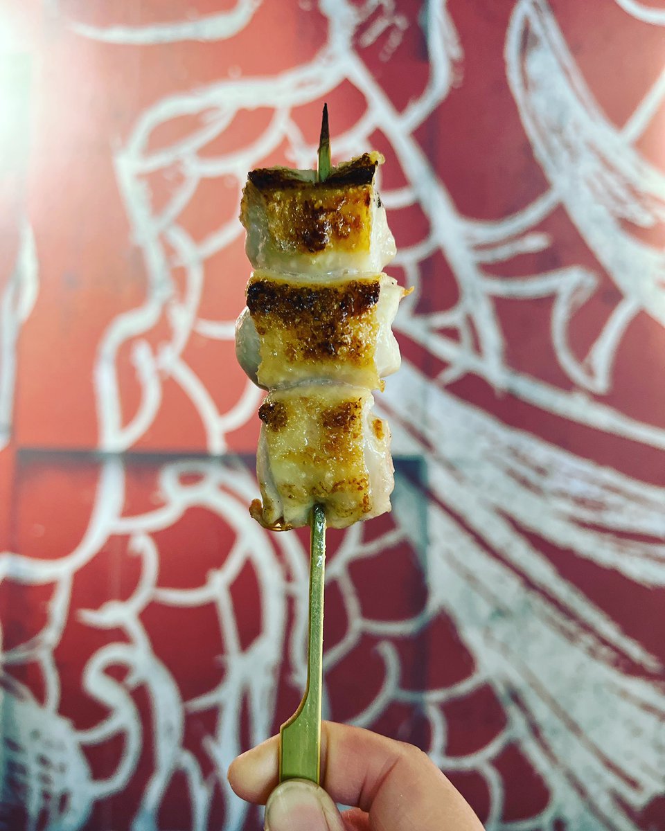 #NEEDnotWANT 
.
#LOOKatTHIS ! #droolWORTHY #🤤
.
Come get #BINCHOed 
.
#momokawa #ももかわ #パリッとジューシー #最高です