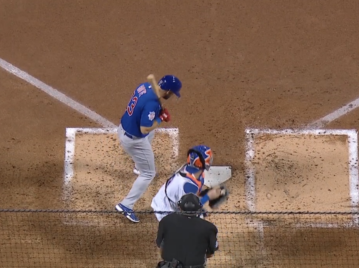David Bote Just Seriously Hurt His Shoulder on a Slide and He's Out of the  Game (UPDATE: Separated) - Bleacher Nation