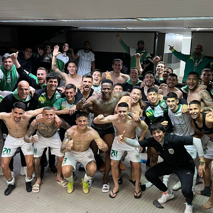CAB_oficial's tweet photo. VAAAAAMOSSSSSSSS 🇳🇬💚 https://t.co/0E2glkySRH