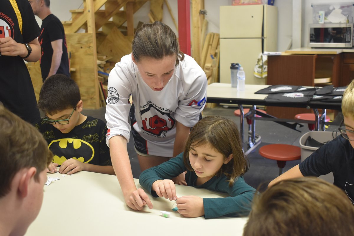 MARS_2614's tweet photo. It was our pleasure to kick off the 2022-2023 FIRST LEGO League Challenge season: FIRST ENERGIZE! Good Luck to all the teams this season as they navigate the sustainable use of energy while building robots along the way!

#stemsquad #omgrobots #martiansmakingadifference #robots https://t.co/ZoBdzjR3HD