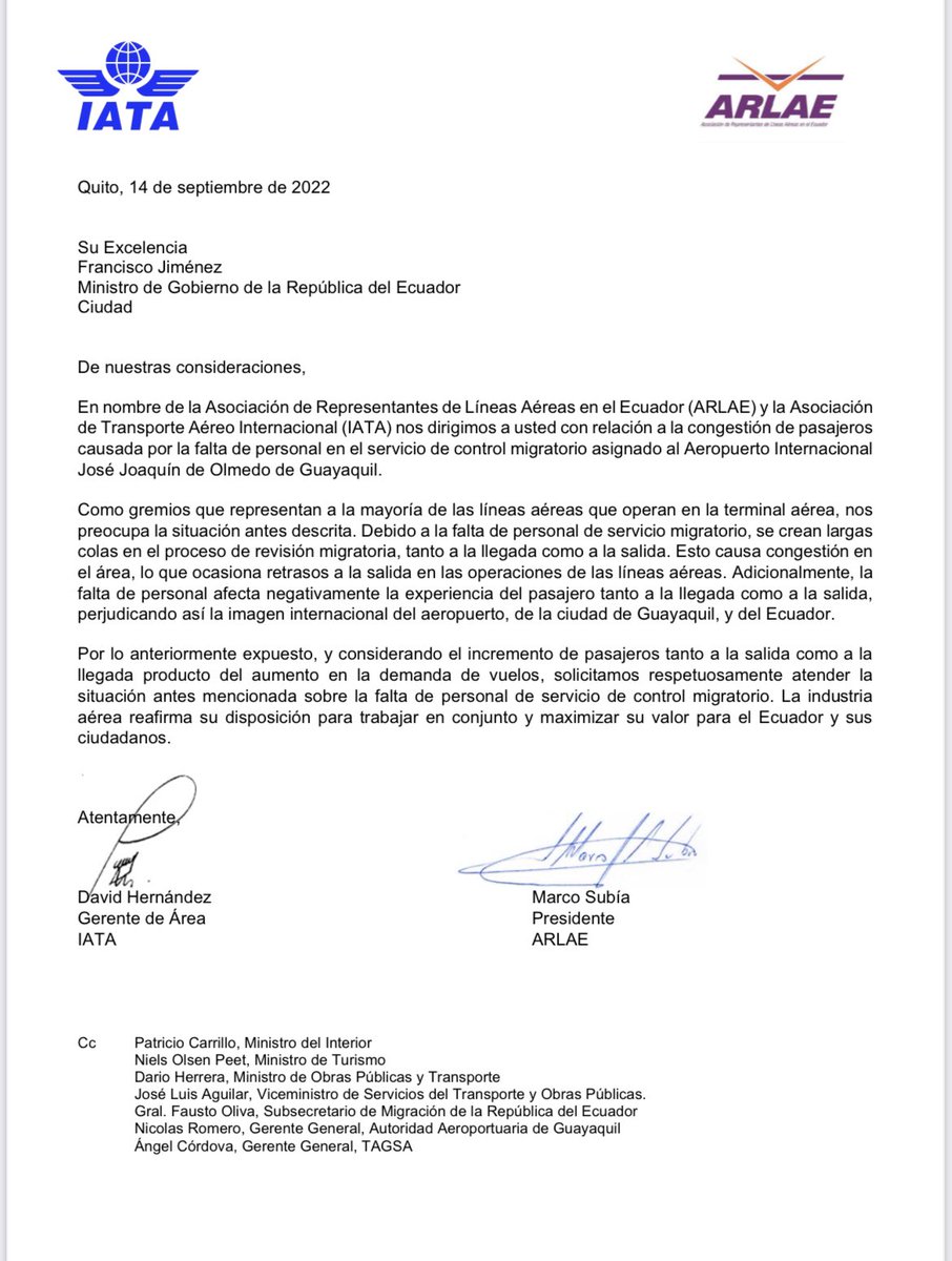 radiosonoramaec's tweet photo. 🔴#ATENCIÓN | La Asociación de Representantes de Líneas Aéreas en el Ecuador (#ARLAE) y la Asociación de Transporte Aéreo Internacional (@IATA) solicitó al Gobierno atender la falta de personal en el servicio de control migratorio en el aeropuerto de #Guayaquil. ⬇️ https://t.co/r1O4BX3MbA