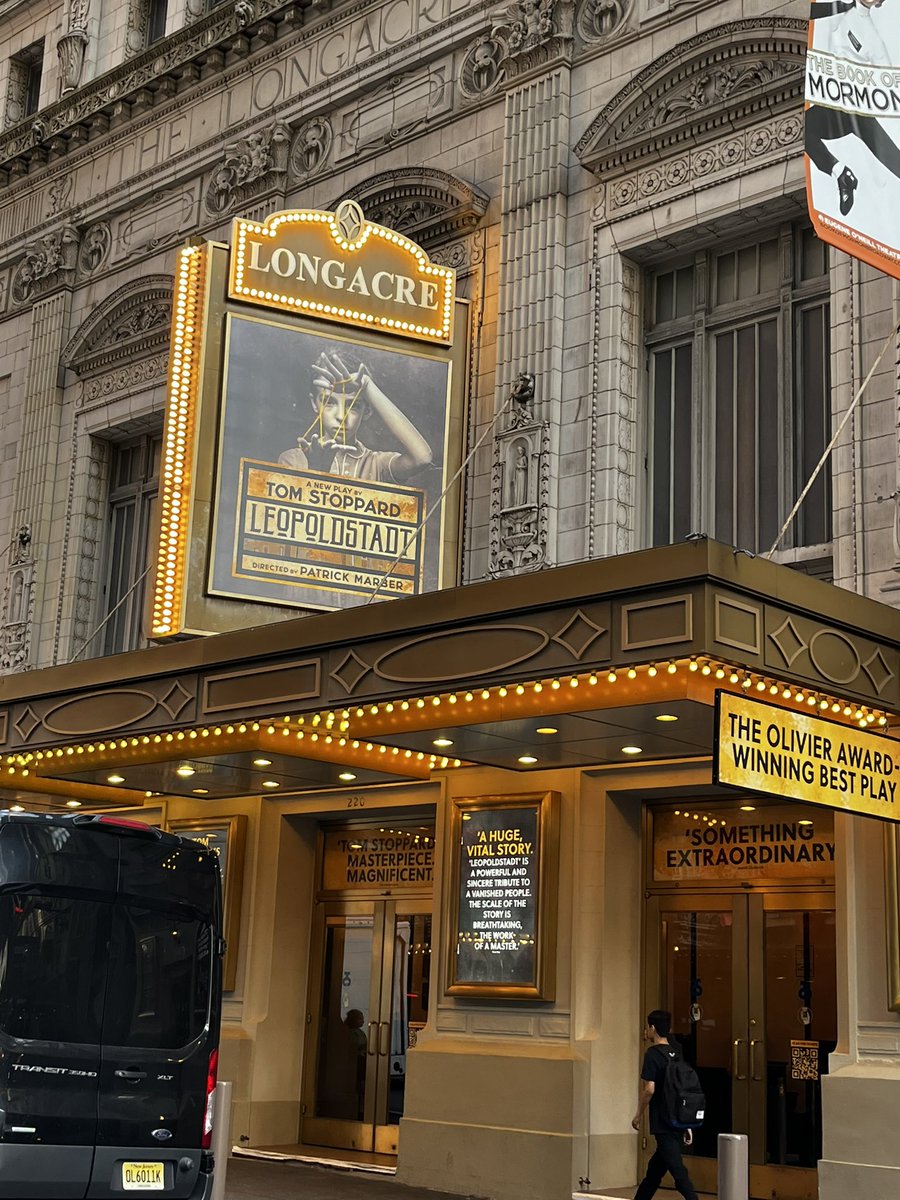 BrigidNYC's tweet photo. #Leopoldstadt #1stPreview 🎭
READY!
#TomStoppard
@Leopoldstadtbway https://t.co/YHL5KweHbm