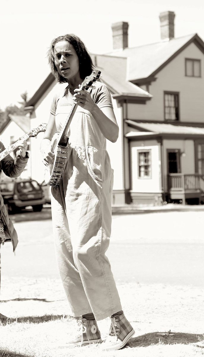 Rhiannon Giddens tweet media