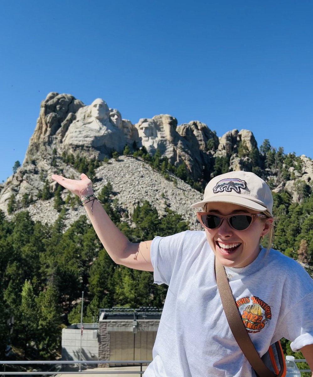 Checking out the real life #NationalTreasure moment (aka Mt Rushmore!). Having my <a href="/NickCageMovie/">Massive Talent</a> fame 👏🏻