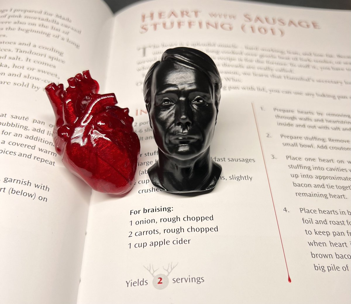 Helena_Hannibal's tweet photo. Do you need a tiny Hannibal to carry in your pocket? Maybe a tiny heart to go with it? 
#Hannibal
#FANNIBALFAMILYFOREVER https://t.co/8mYwTQgFMF