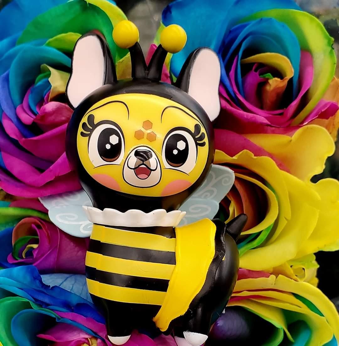 25judy01's tweet photo. #FunkoPhotoADayChallenge
#Fandom
#Bees π
#Funko #Snapsies
@OriginalFunko https://t.co/c4akRqSlMB