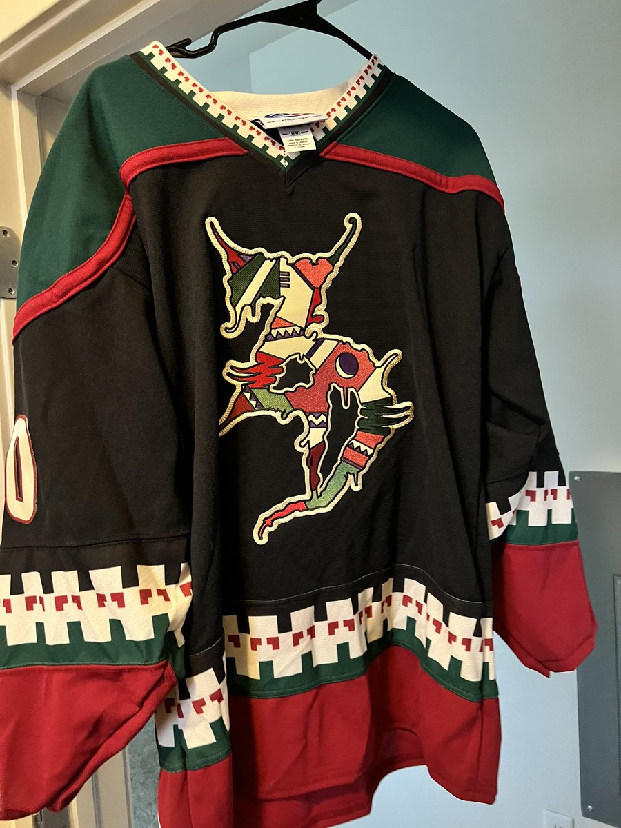 ruckusthejacob's tweet image. We got some leftover Zeds Dead jerseys @CreativFamMerch

ALL 10/10 CONDITION NEVER WORN

ZD Yotes - size XS, Stoned Capone nameplate, 42
ZD Yotes - size M, Shut Up &amp;amp; Sing nameplate, 710
ZD Dead Valley Hockey - Size L, Eyes On Fire nameplate, 23

$180 each!