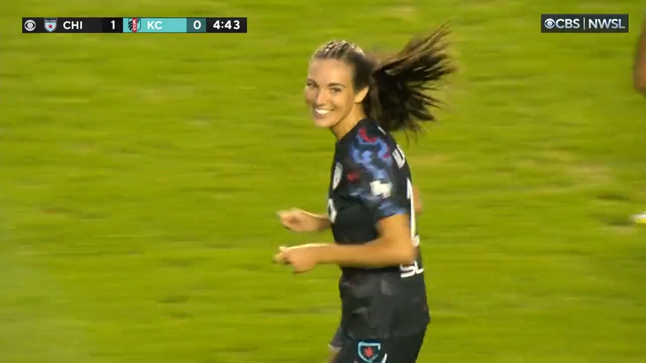 .@tatumnmilazzo G⚽⚽⚽AL to put the @chicagoredstars ahead! 

#MKOT | #CHIvKC”