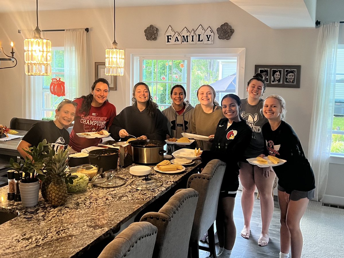 Brookside volleyball tweet media