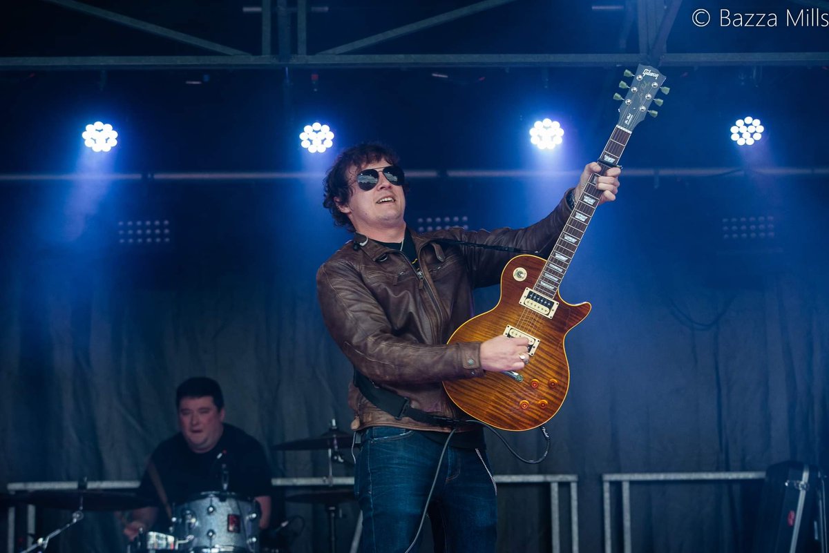 Martin Mullady (@mullady_martin) on Twitter photo 📸 <a href="/BazzaMills/">FaceInTheCrowd</a>
#guitar #guitarist #guitarplayer #songwriting #songwriter #newmusic #newmusiccomingsoon #livemusic #rock #indie #indiemusic #rocknroll #gig #gigging #Scotland #Scottish #gibson #gibsonlespaul 📸 <a href="/BazzaMills/">FaceInTheCrowd</a>
#guitar #guitarist #guitarplayer #songwriting #songwriter #newmusic #newmusiccomingsoon #livemusic #rock #indie #indiemusic #rocknroll #gig #gigging #Scotland #Scottish #gibson #gibsonlespaul