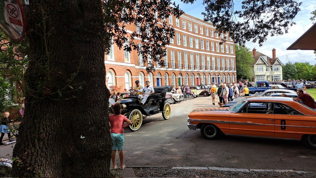 some members cars at Barnfield Revival last weekend #BarnfieldRevival #Devon #Exeter