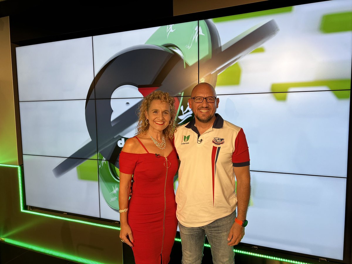 CN_Leon's tweet photo. Ya podéis ver a partir del minuto 4:55 la entrevista a nuestra presidenta Marga Crespo y a Cesar cabrera, entrenador principal del Club en la @La8Leon 
#leonesp #igerleonesp #natacion #natacionleon #deporteleonesp 

https://t.co/Q0Agpy06x7 https://t.co/kyOfl3T4Zu