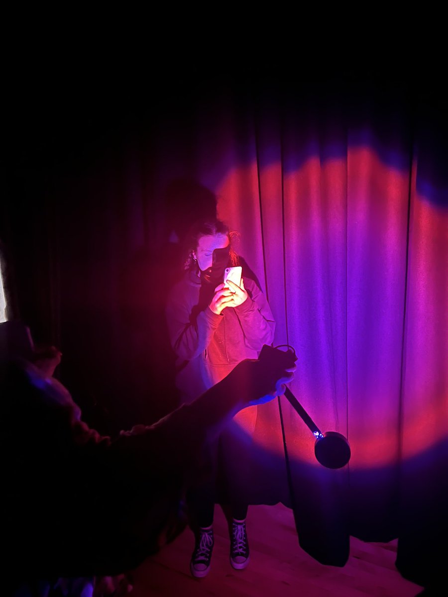 WchsCreative's tweet photo. Miss Amani’s S3 class used our performance space today to experiment with lighting for their portraiture project! #dramaticlighting #lightsoot #STEAMeducation #scienceinart @WCHSScience @WestCalderHigh https://t.co/yaMgyUIY2z