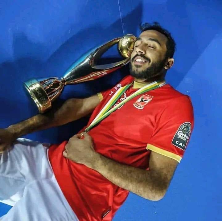 mahmoud_mosallm's tweet photo. كل الدعم للفولت ⚡️⚡️⚡️العالي اللي هيجيب لهم السكته #جمهور_الأهلي_يدعم_كهربا https://t.co/42Itxwsyzk