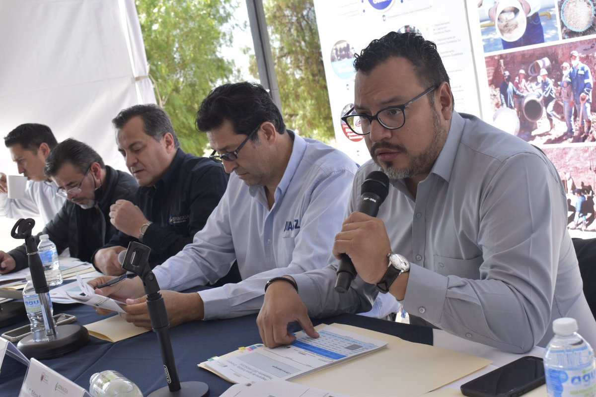 SAMA_Zac's tweet photo. En la novena reunión mensual de #CORESE, realizada en el parque y museo del agua de la #Jiapaz, damos seguimiento a la obras convenidas entre @conagua_mx #SAMA y municipios. Para ti #EstamosTransformadoZacTecas #JuntosSiPodemos 💧🚰 🚧 https://t.co/oVxJIuB6HG