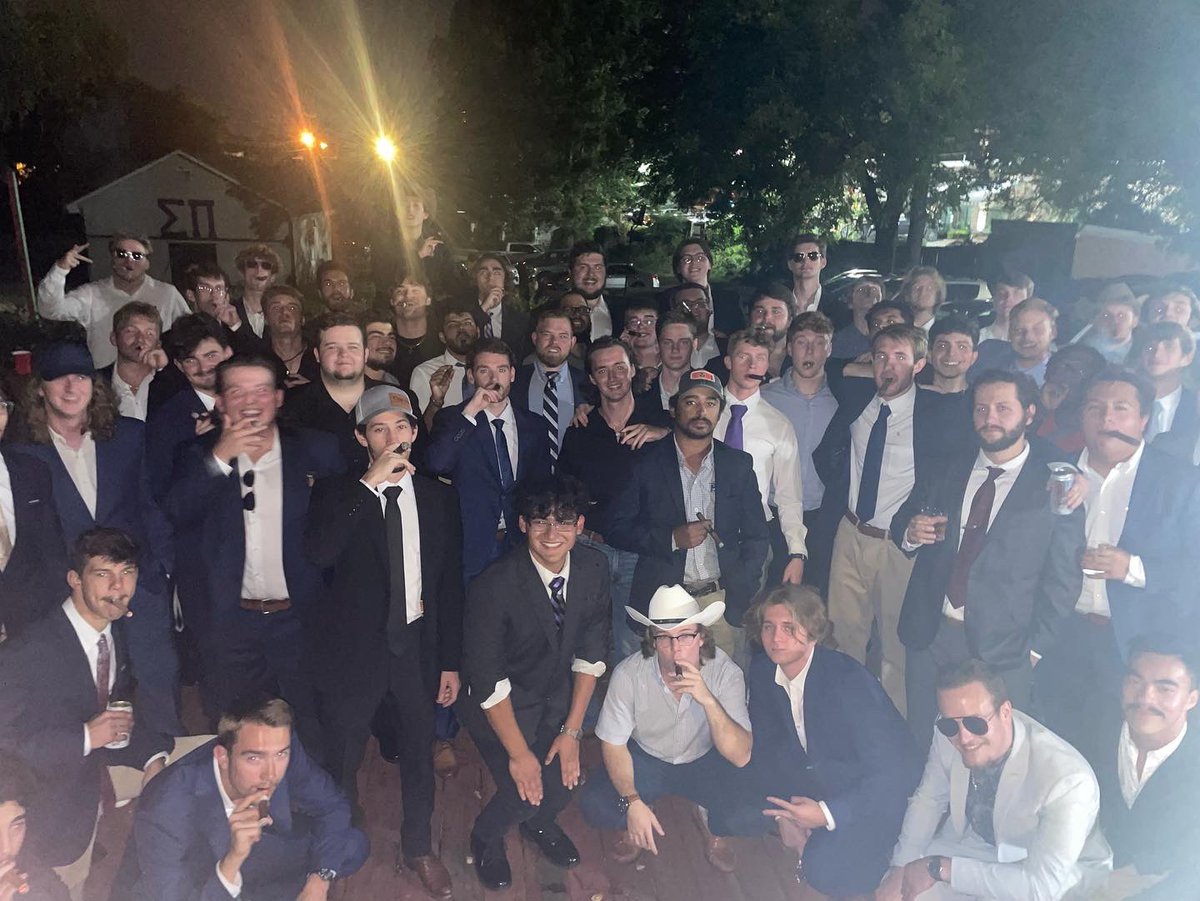 mtsu_SigmaPi's tweet photo. Theta-Omega is proud to announce that the 33 men of the Alpha-lota fall pledge class set a chapter record for us here at MTSU for most new members in a pledge class. #RollPi 🦉 https://t.co/NleQ5NlgiT