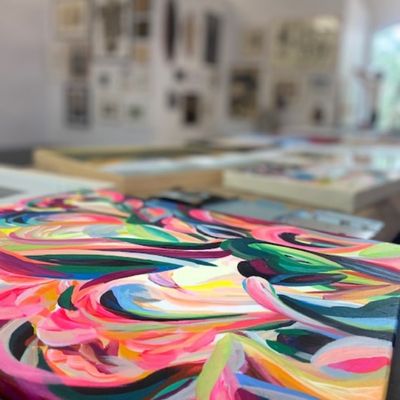 Les_Impatients's tweet photo. C'est DEMAIN que s'ouvre notre  24e édition de l’exposition-encan Parle-moi d’amour, présentée en partenariat avec @LotoQuebec

📅 Du 15 au 29 septembre - Gratuit
📍200 Sherbrooke Ouest - Montréal
Billets vernissage et encan crié: https://t.co/a3oXyrPhOj https://t.co/RuCzZdfdhc
