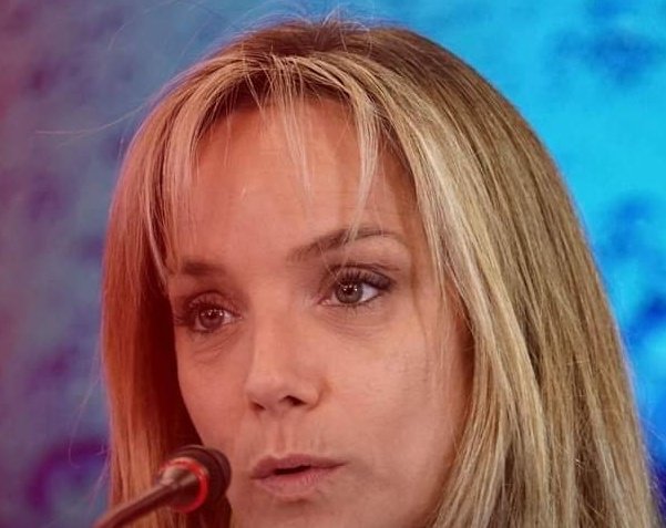 FurmanElias's tweet photo. LA MADRE DEL AJUSTE!!
LA MADRE DEL TARIFASO!!!
No den RT que Malena se enoja!!! https://t.co/xwGIDPrhlf
