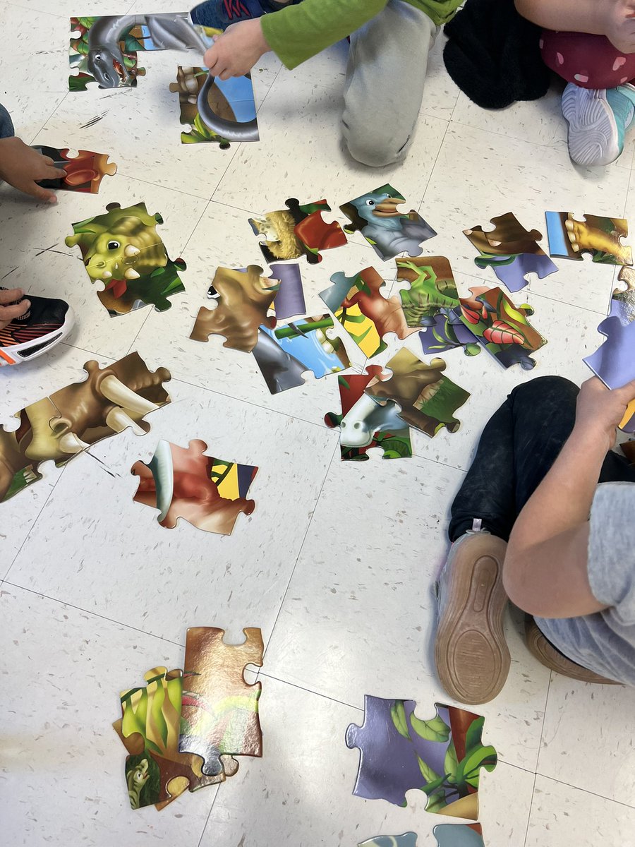 Ending our day with some puzzle 🧩 time! <a href="/EastLakeRVS/">East Lake School</a> #rvsed