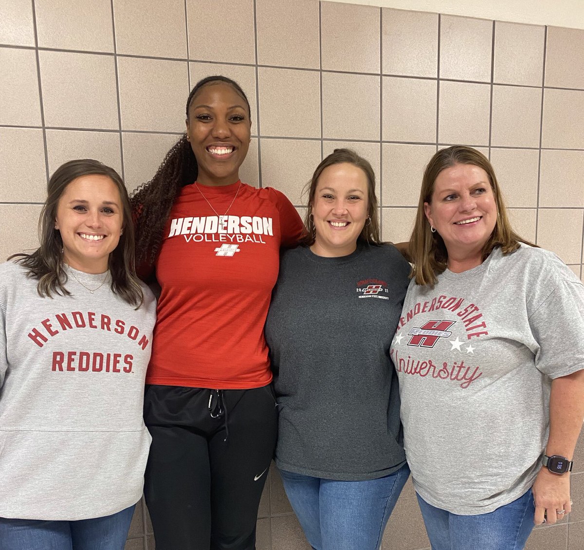 CoachJ_Moss's tweet photo. It’s a Great day to be alive … & it’s a great day to be a REDDIE❤️🖤
College shirt day with the crew @sawyer_science @tmlowryrhs & Mrs. Cole! Henderson State University Alumni 😃 @ReddiesVB @HendersonStateU @RHS_Eagles #WeReddie #Family HS-HS-HSUUUUUUUUUU‼️ https://t.co/LMP1ngxVe9